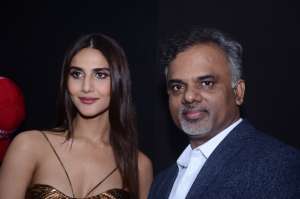 DSC_7424-copy-300x199